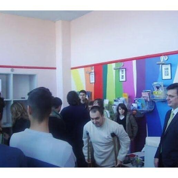 img_infodesk_za_mlade